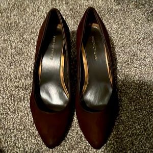 predictions limited heels